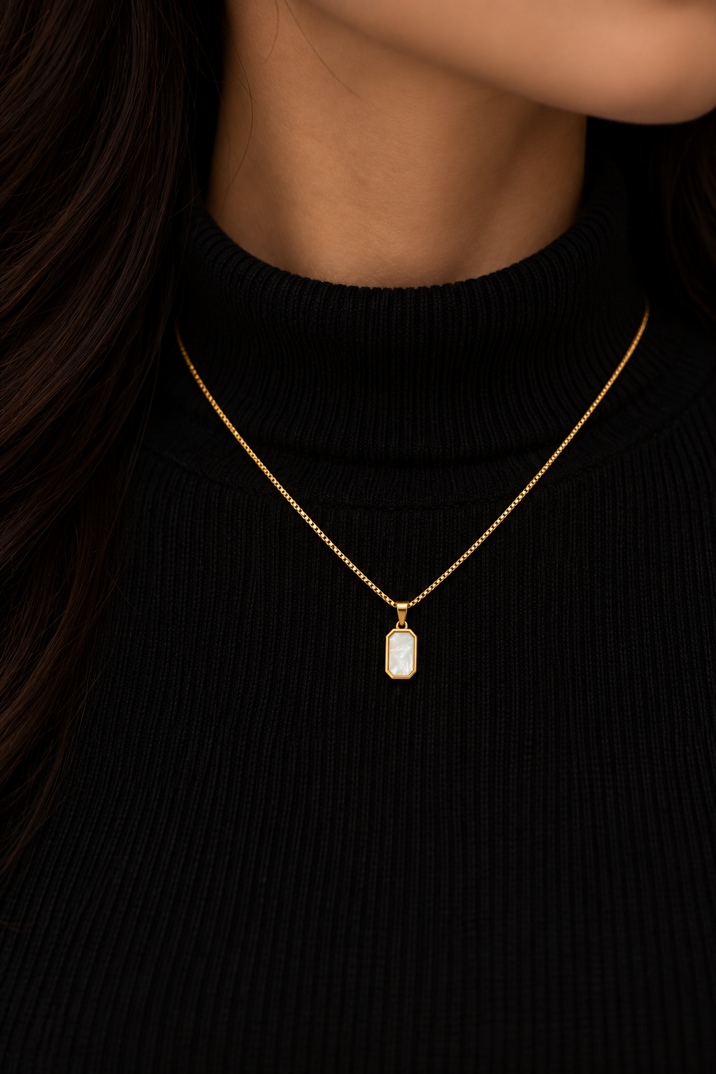 octal white necklace