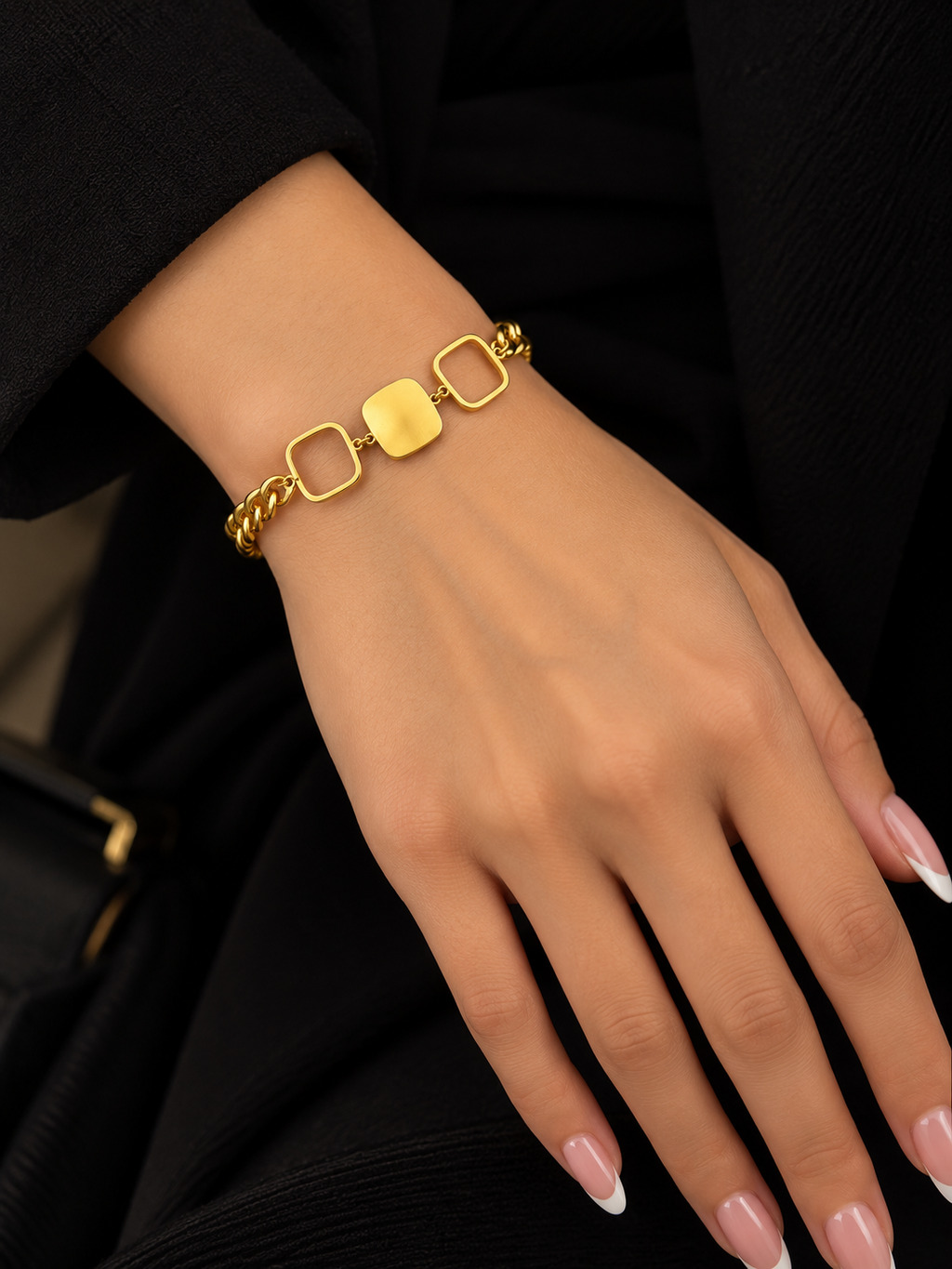 Double sided square bracelet