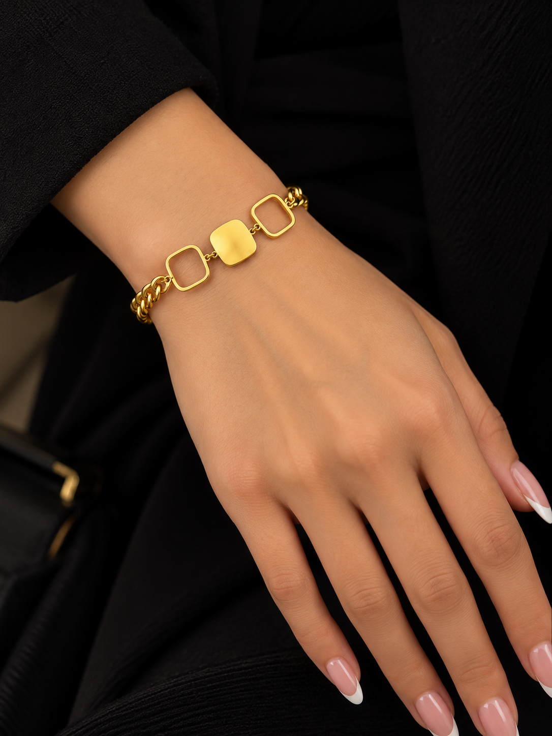 Double sided square bracelet