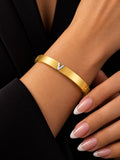 Signature-V Handcuff