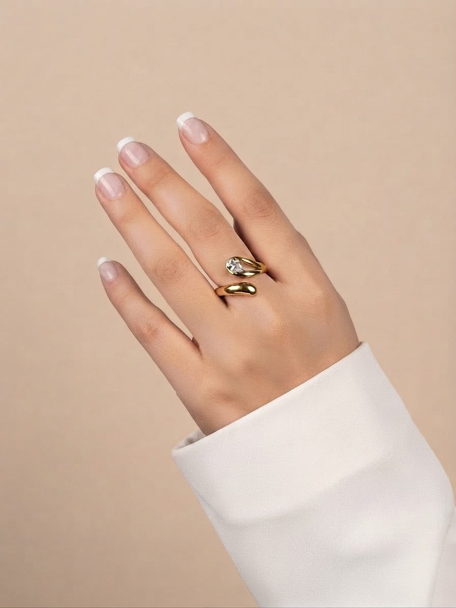 The swirl ring