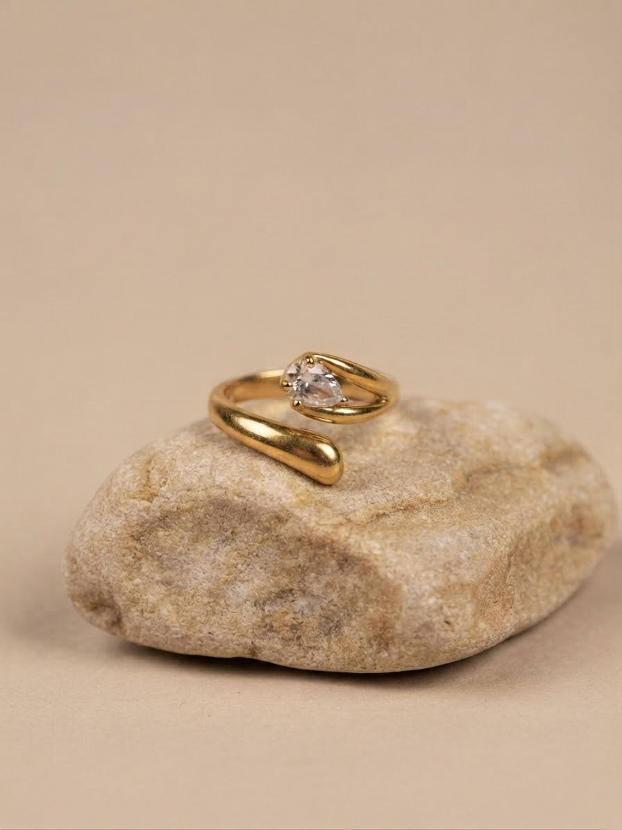 The swirl ring
